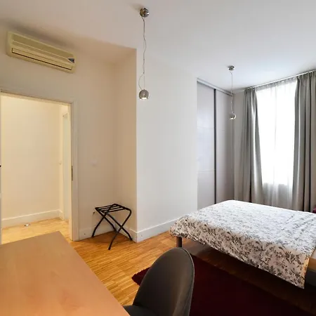 Heart And Soul Apartment *